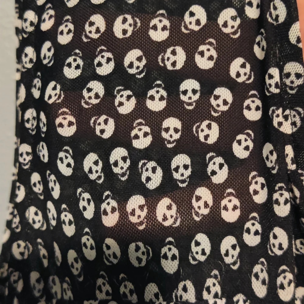 Skull Pattern Tank - Picture 5 of 11
